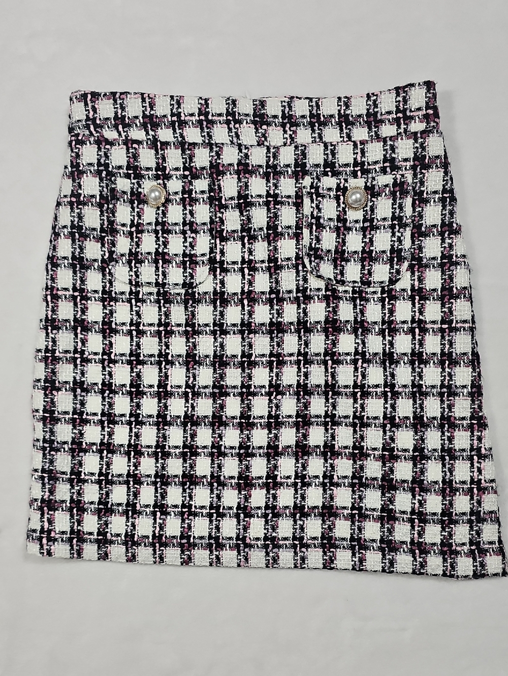 Maison d'Amelie Paris Tweed Plaid Mini Skirt Pearl Button Black White Pink Sz 2
